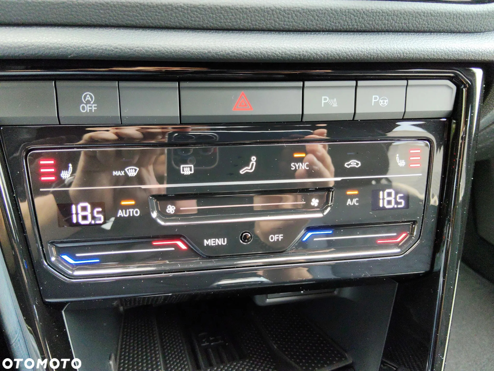 Volkswagen T-Roc 1.5 TSI R-Line Plus DSG - 29