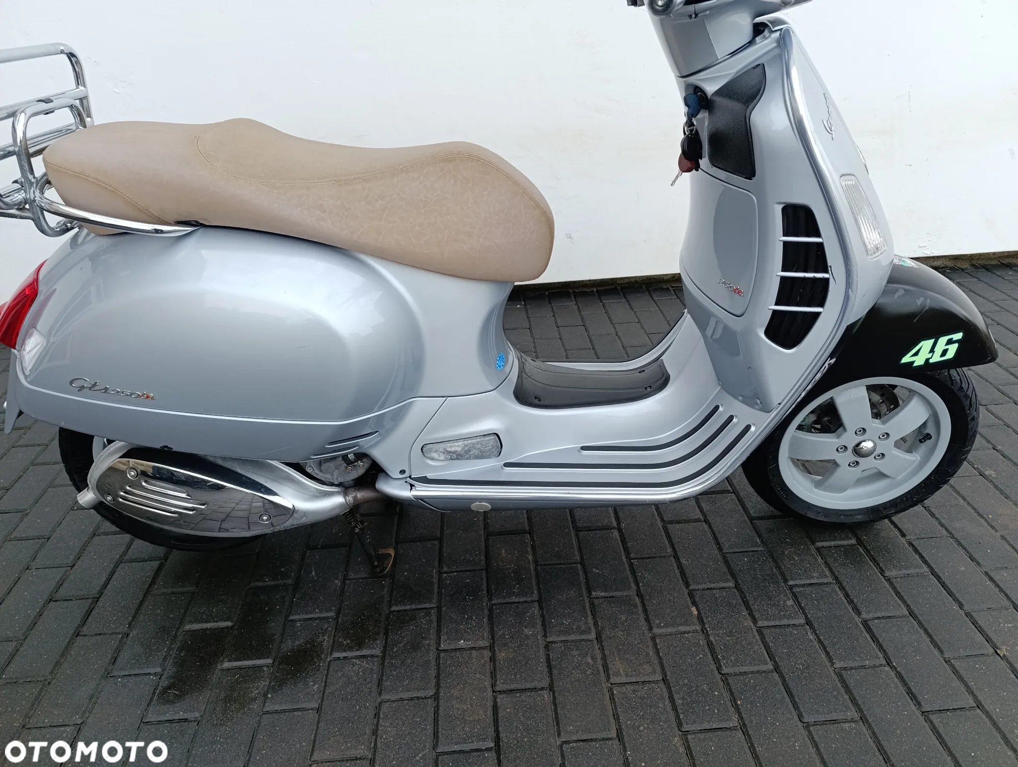 Piaggio Vespa - 25