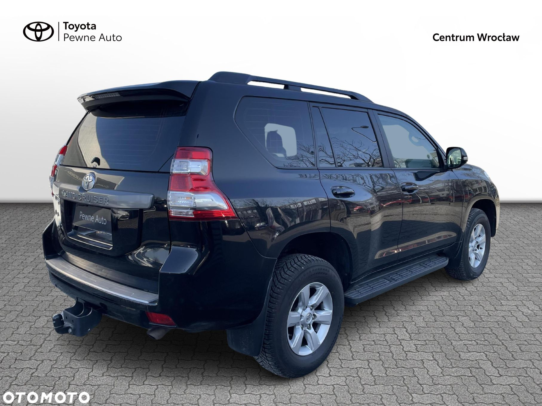 Toyota Land Cruiser - 5