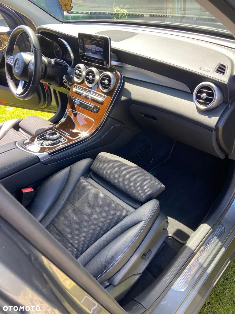 Mercedes-Benz CLA 250 4-Matic - 13