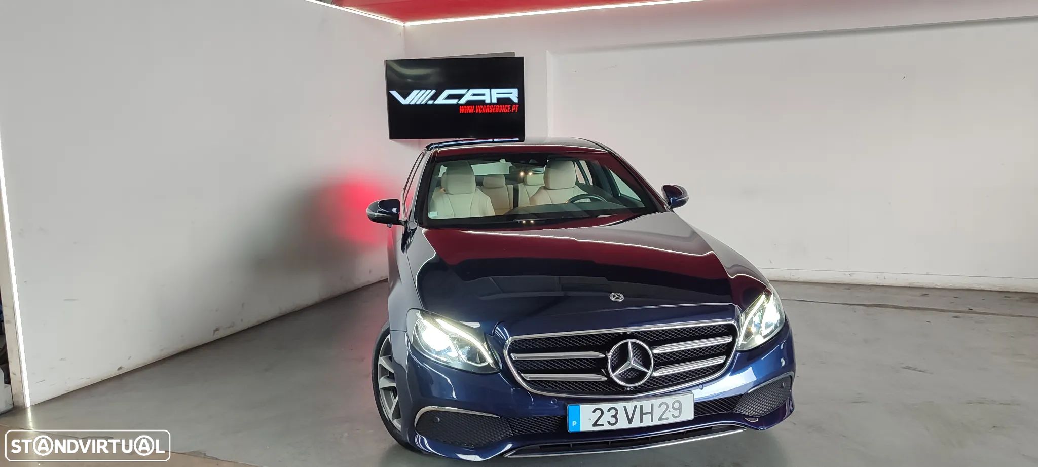 Mercedes-Benz E 300 - 1