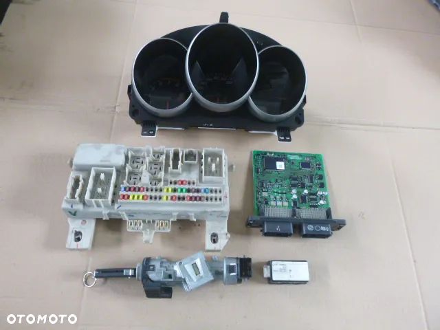 ZESTAW STARTOWY STACYJKA KOMPUTER LICZNIK IMMO MAZDA 3 BK 1.6 BENZYNA Z627 03-09 - 1