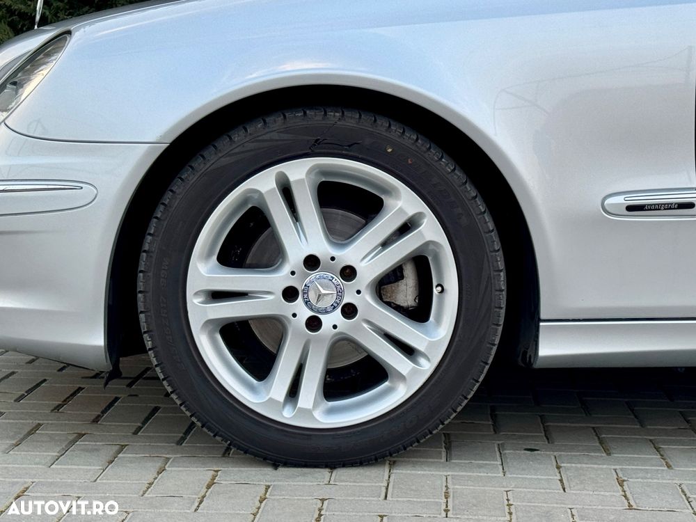 Mercedes-Benz E - 16