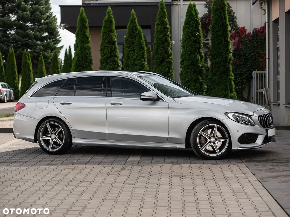 Mercedes-Benz Klasa C 400 4Matic 7G-TRONIC AMG Line - 3