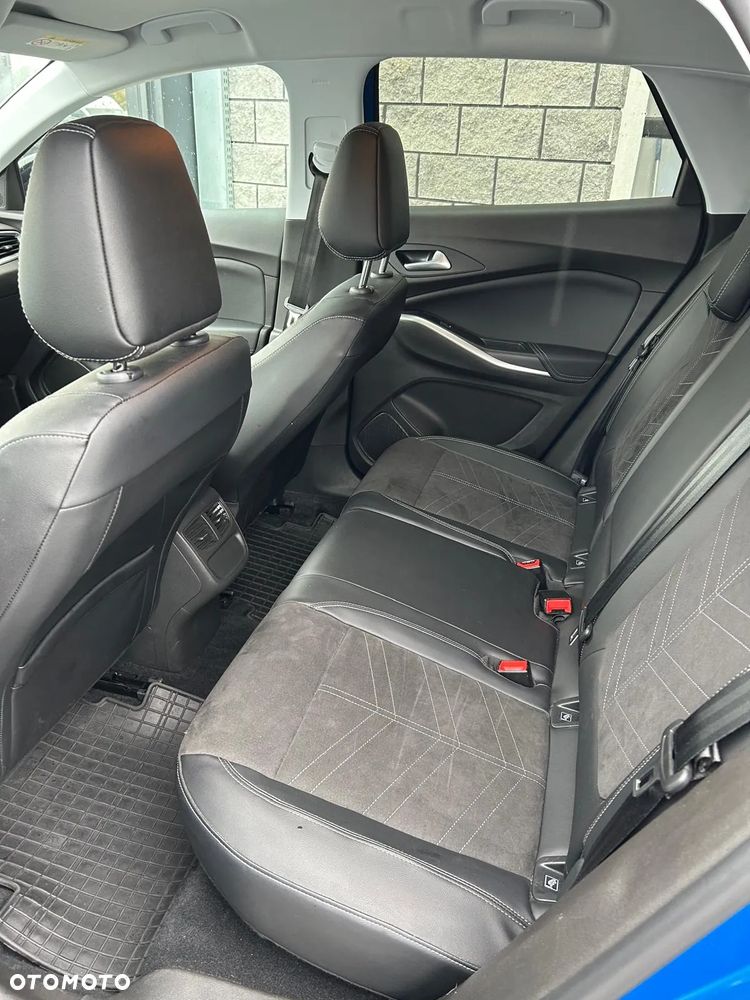 Opel Grandland X - 11