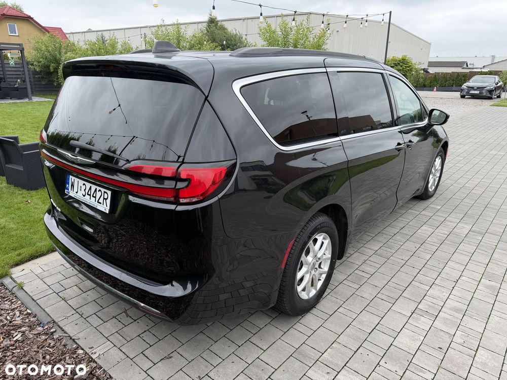 Chrysler Pacifica - 6