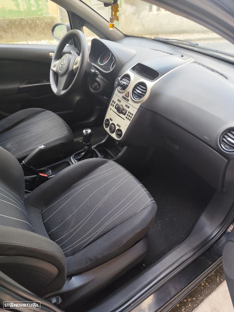 Opel Corsa 1.3 CDTI Enjoy - 12