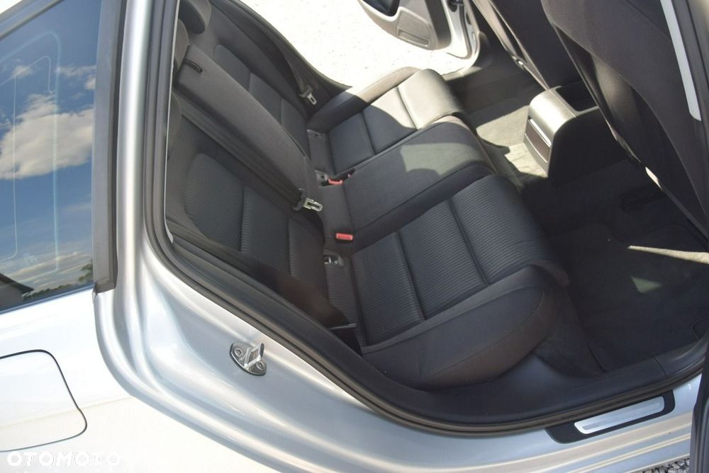 Audi A4 Avant - 26