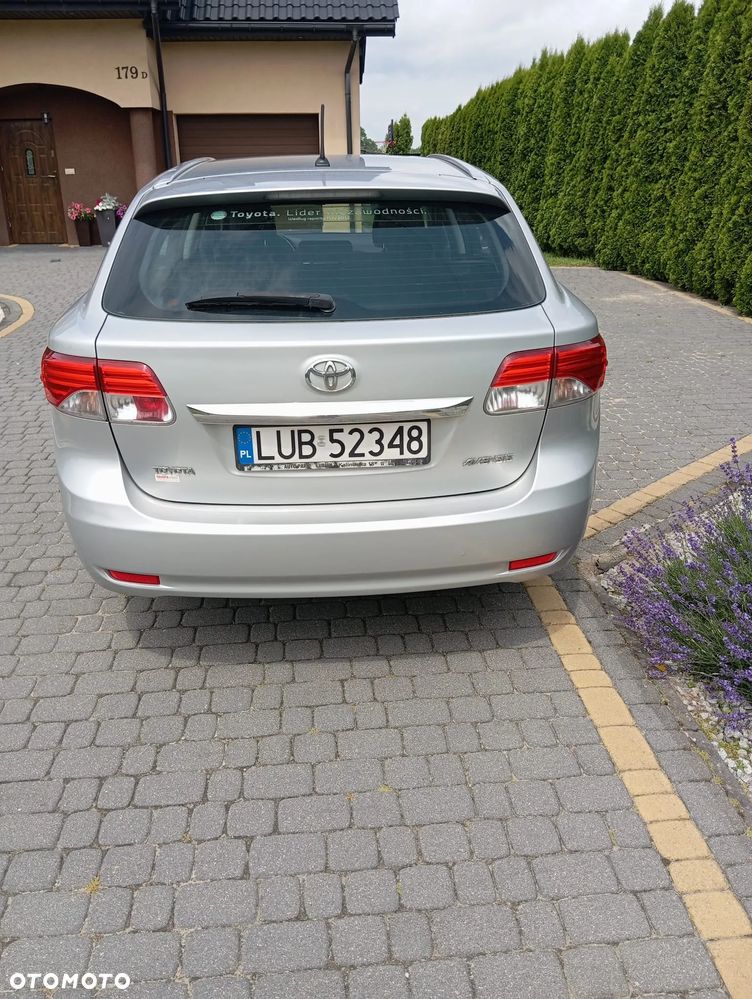 Toyota Avensis 2.0 D-4D Active - 1
