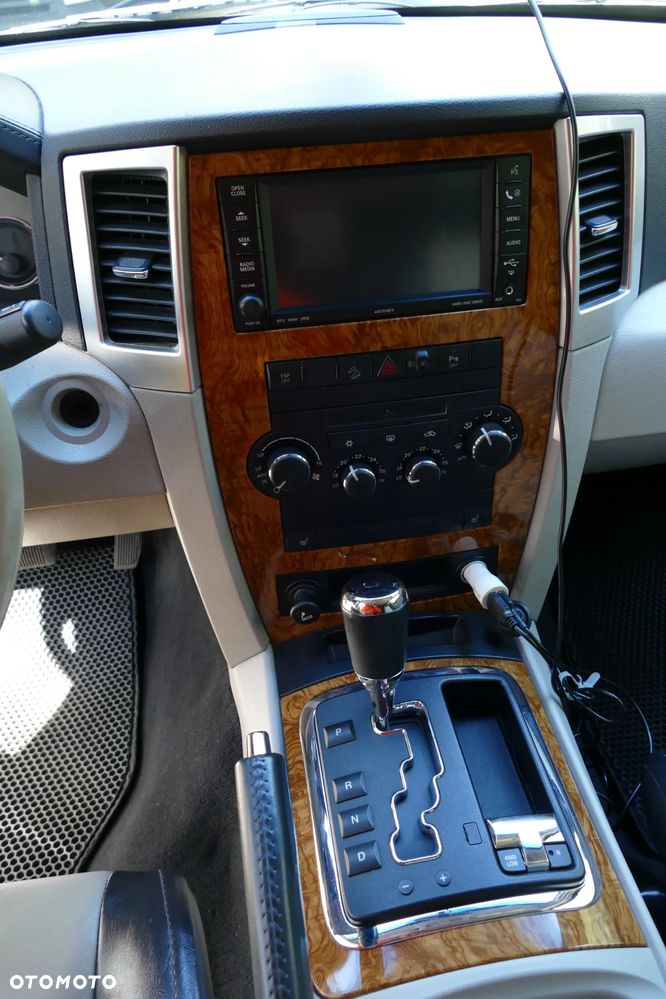 Jeep Grand Cherokee 3.0 CRD Automatik Limited - 27