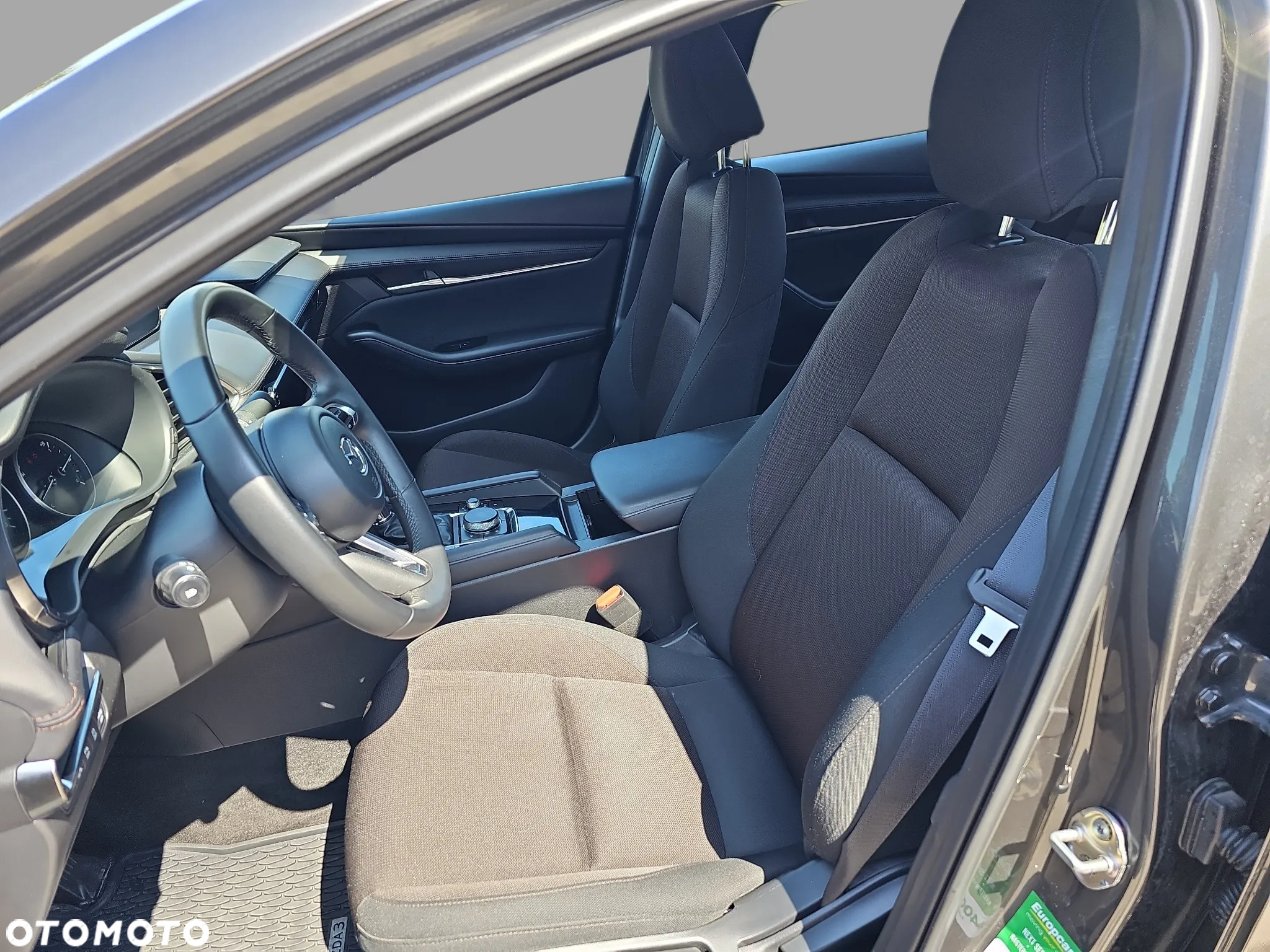 Mazda 3 2.0 mHEV Exclusive Line - 11