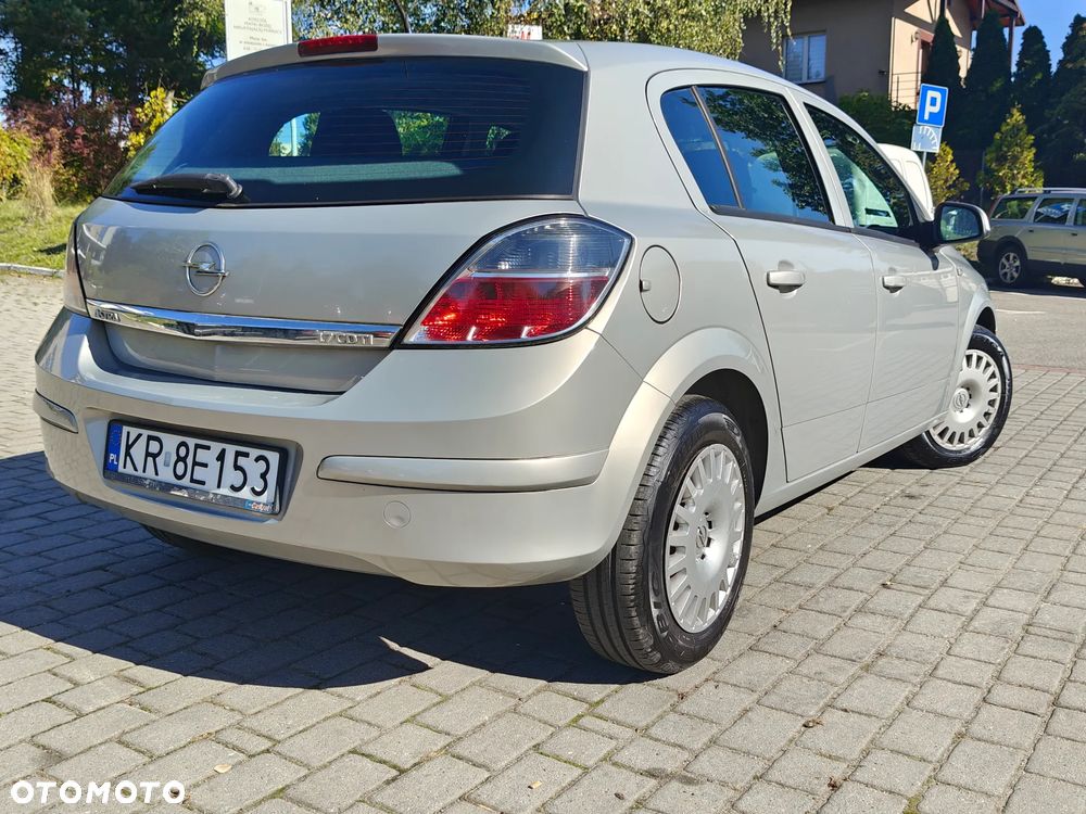 Opel Astra 1.7 CDTI Sport - 2