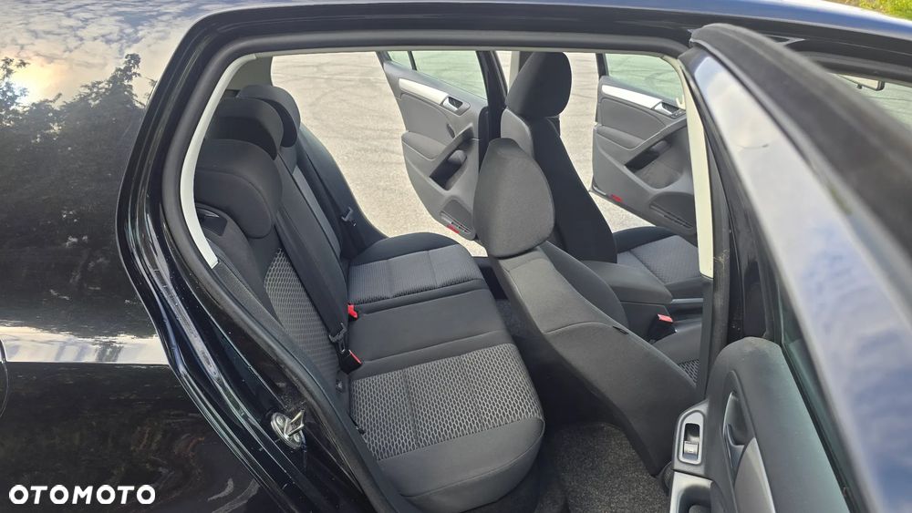 Volkswagen Golf 1.6 Team - 25