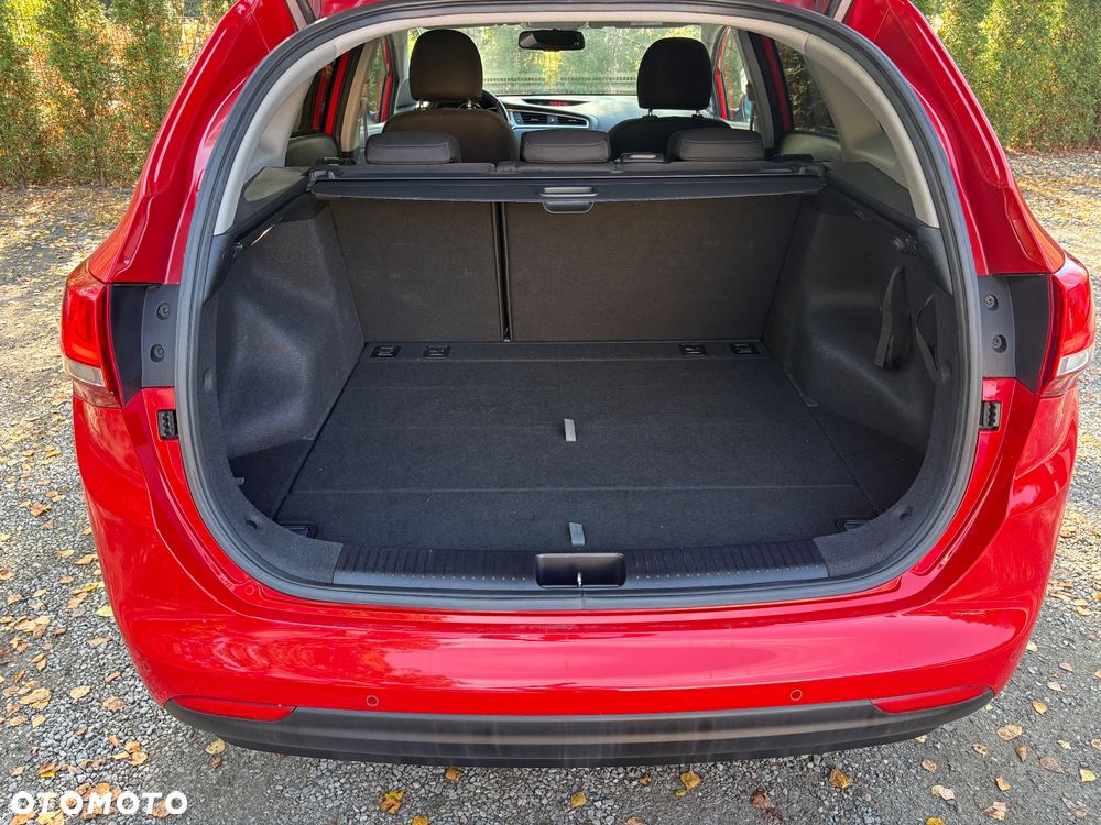 Kia Ceed 1.6 GDI XL - 16