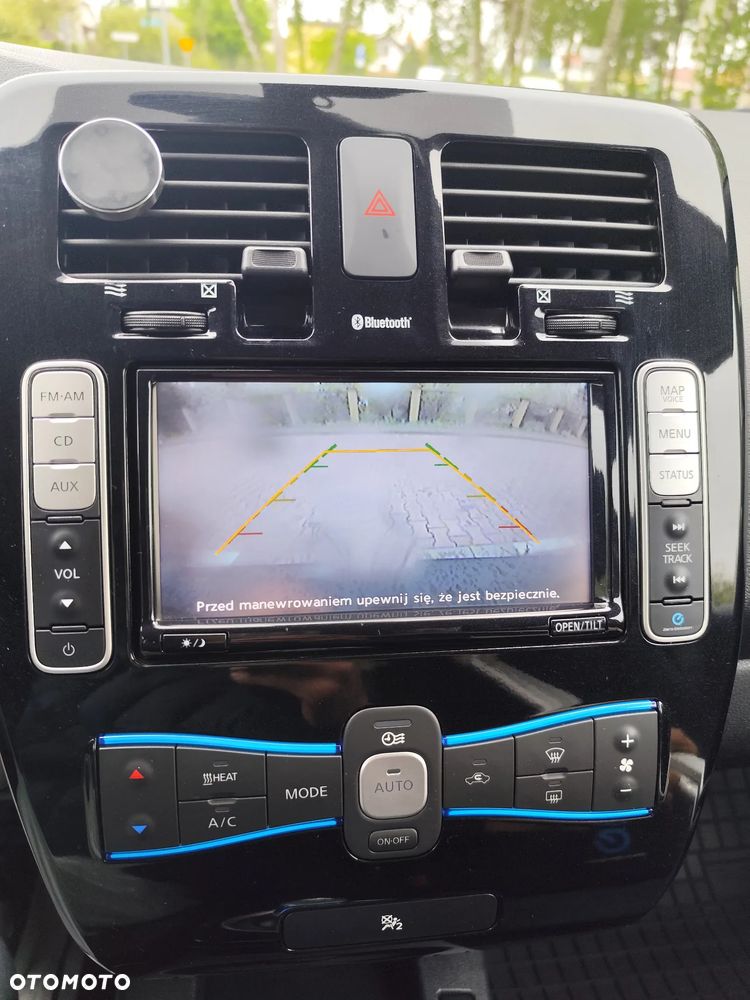Nissan Leaf 24 kWh (mit Batterie) Limited Edition - 12
