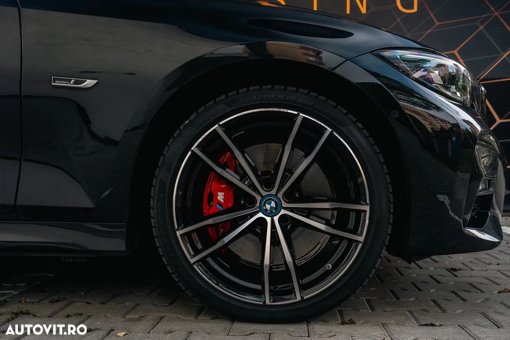BMW Seria 3 330e xDrive AT PHEV - 14