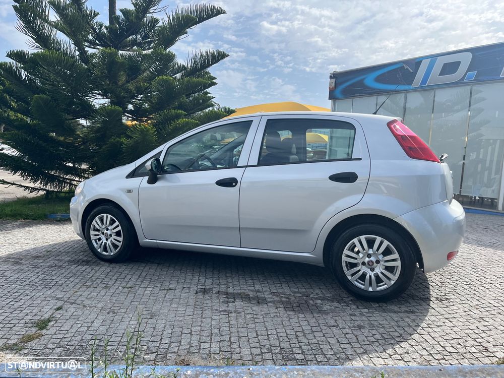 Fiat Punto 1.2 Lounge S&S - 17