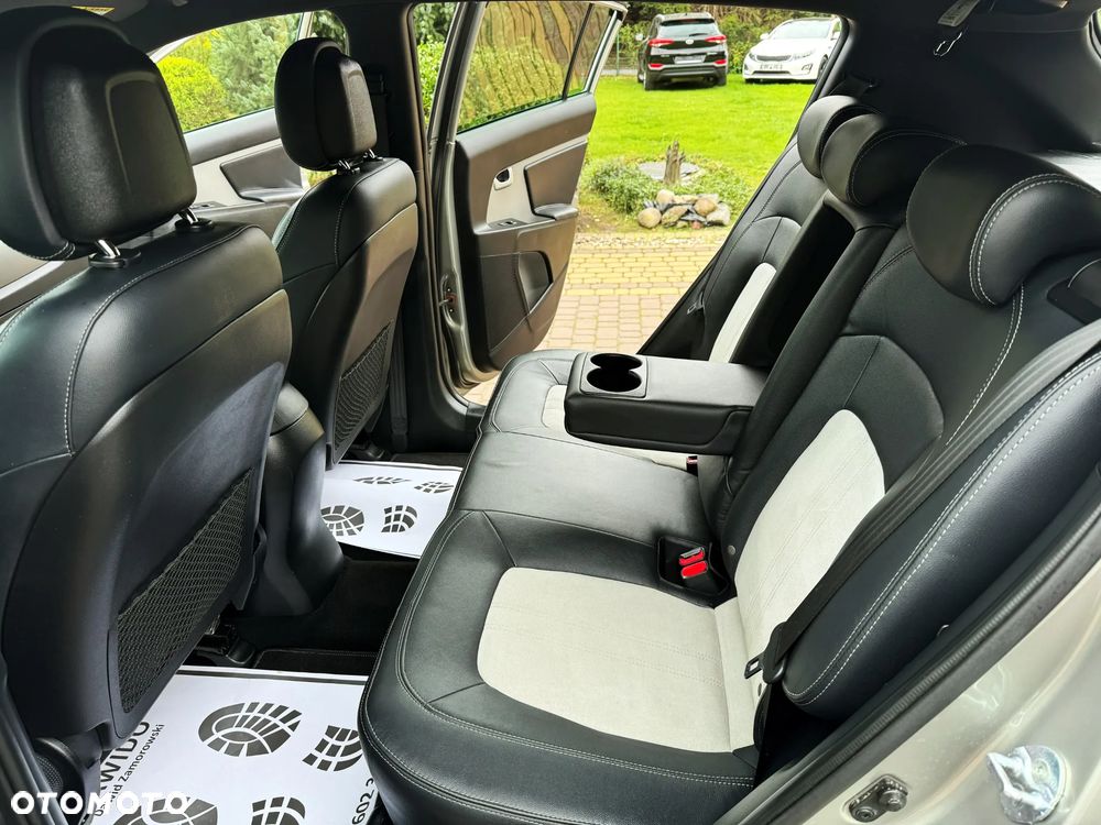 Kia Sportage 2.0 GDI 2WD Spirit - 31