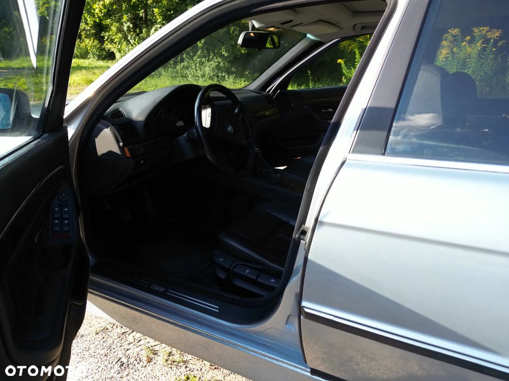 BMW Seria 7 730i V8 - 11