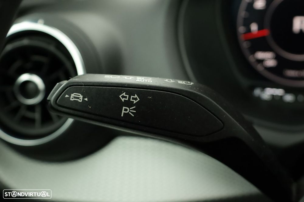 Audi Q2 35 TFSI Advanced S tronic - 17
