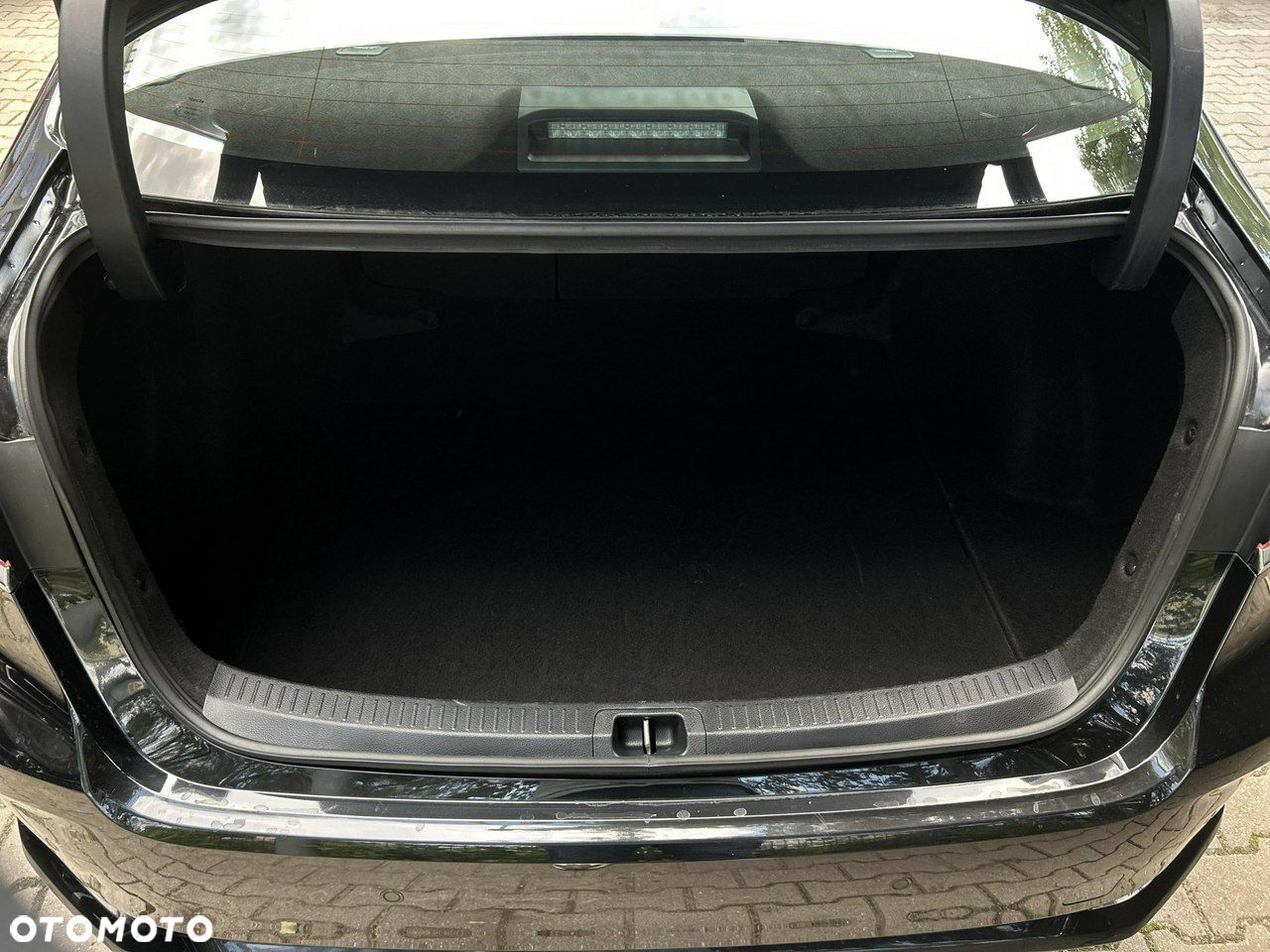 Toyota Corolla - 12