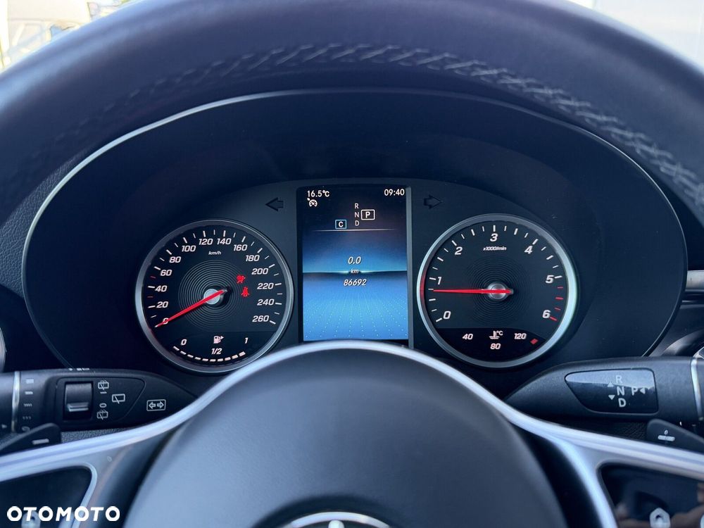 Mercedes-Benz GLC 200 d 4-Matic - 33