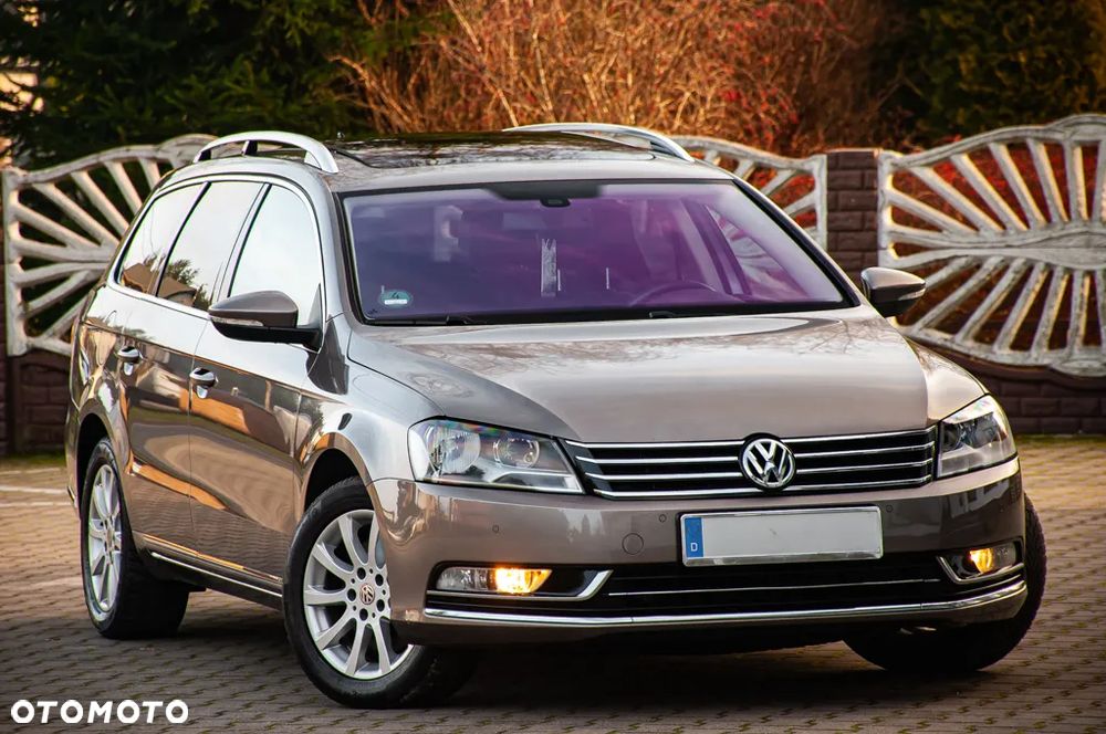 Volkswagen Passat 2.0 TDI DPF Highline DSG - 1
