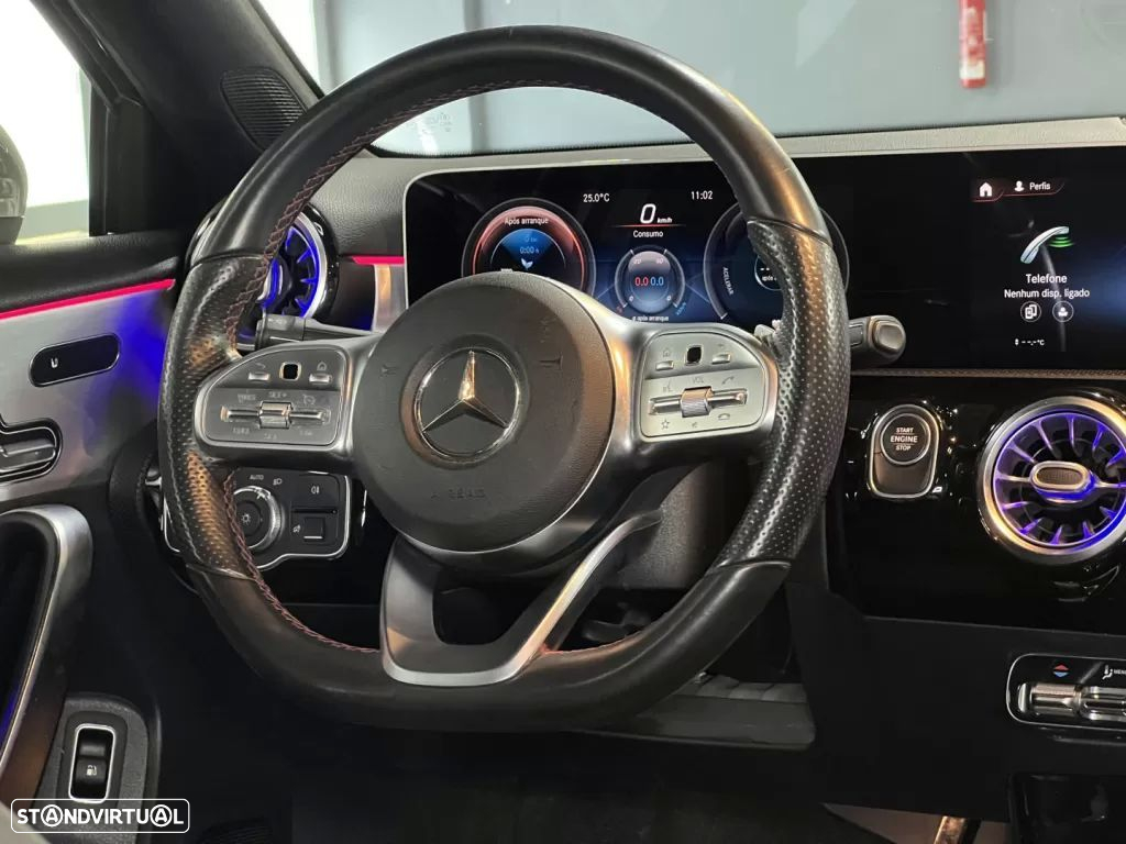 Mercedes-Benz A 250 Limousine e AMG Line - 16