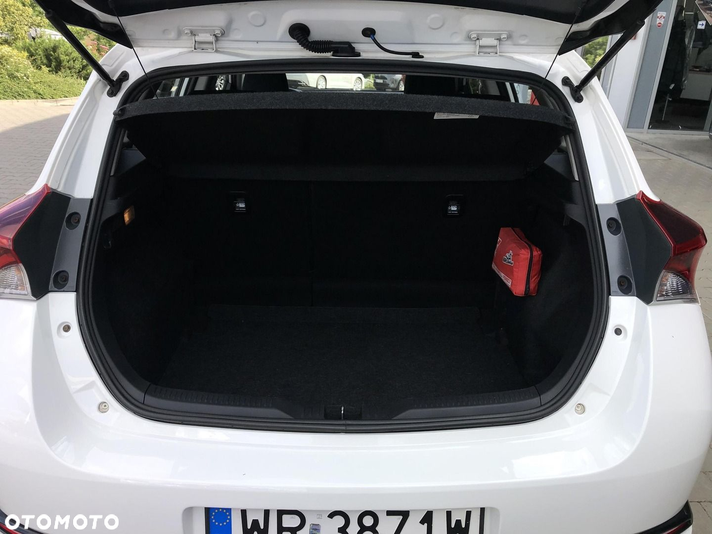 Toyota Auris 1.33 VVT-i Active - 11