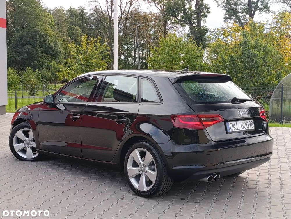 Audi A3 Sportback - 8