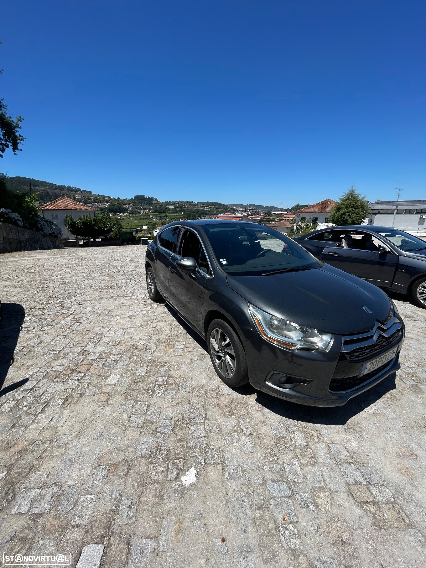Citroën DS4 1.6 e-HDi So Chic - 3