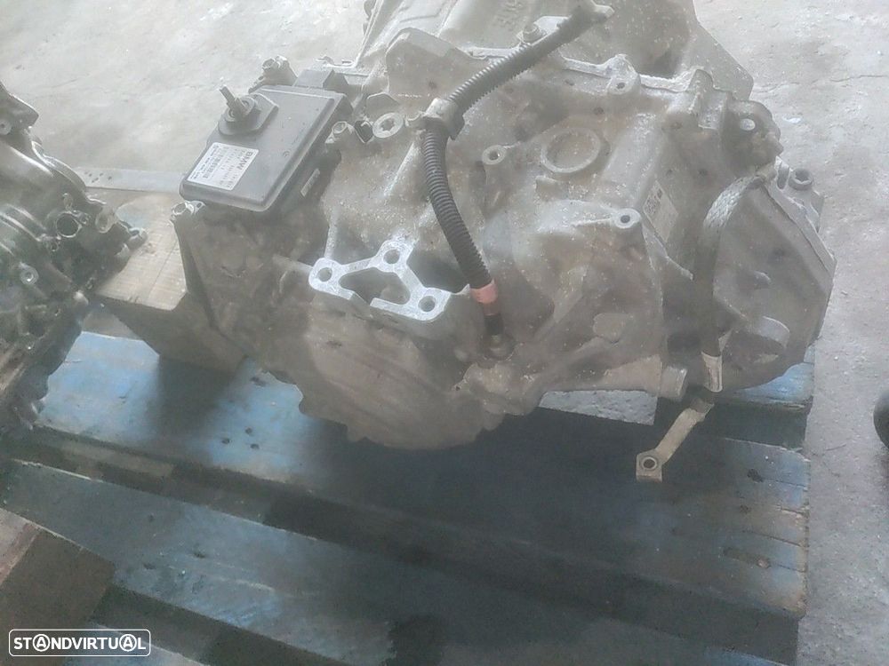 Caixa De Velocidades Automatica Bmw 2 Gran Tourer (F46)  Serie 2 F45 F - 4