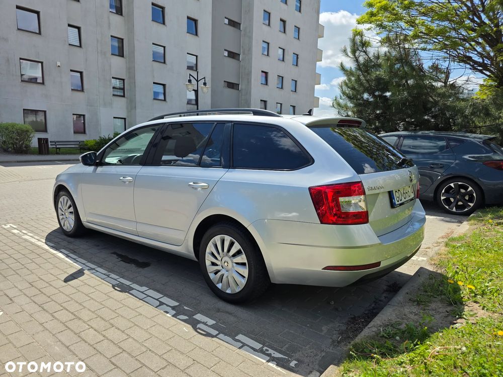 Skoda Octavia - 16