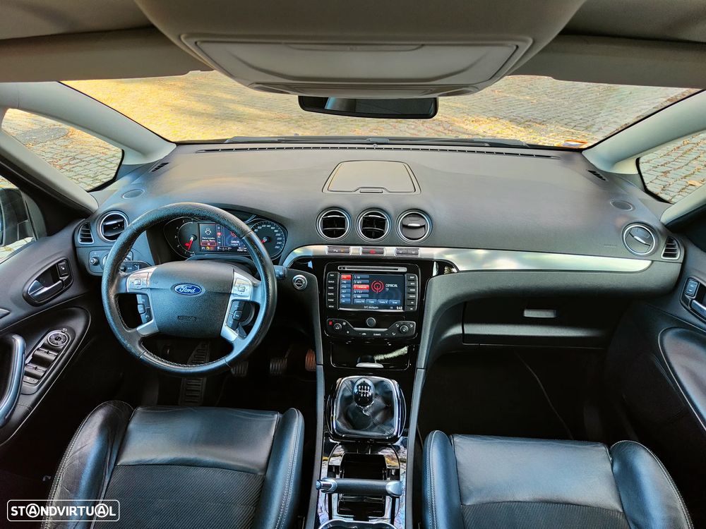 Ford S-Max 2.0 TDCi Titanium 7L 139g - 8