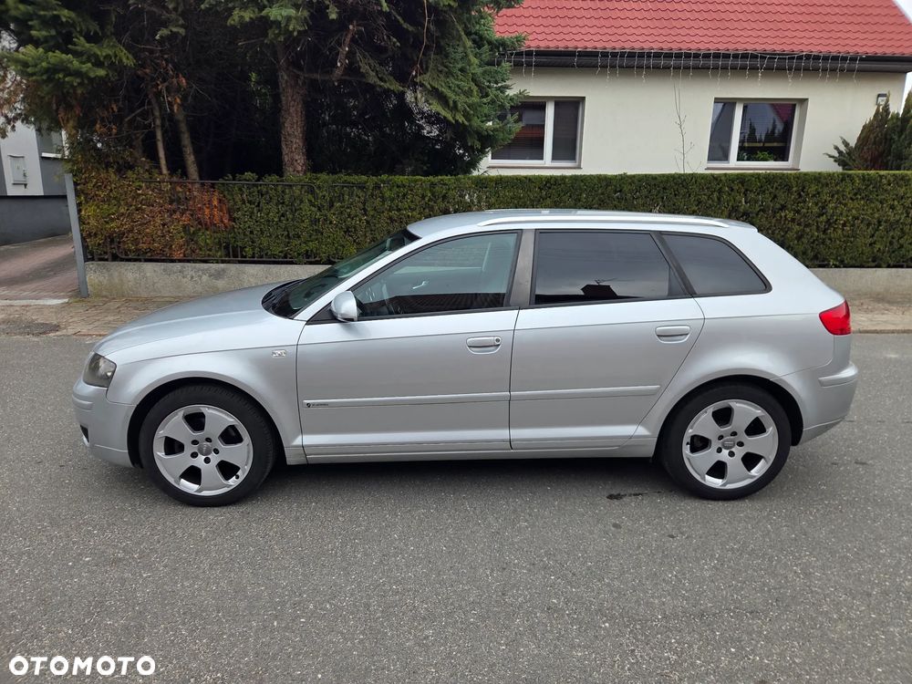 Audi A3 Sportback - 4