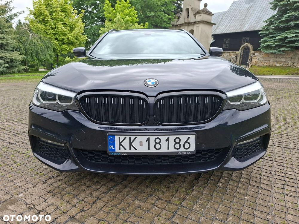 BMW Seria 5 520d M Sport - 6