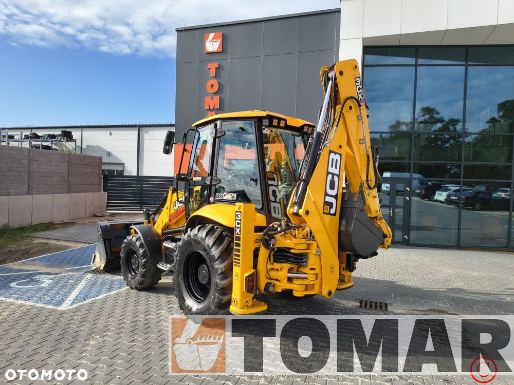 JCB 3CX 2023R JOYSTICK KLIMATYZACJA - 9