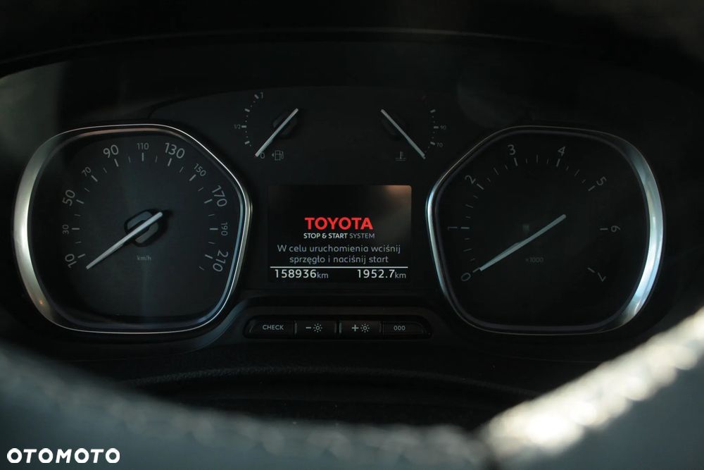 Toyota ProAce - 12