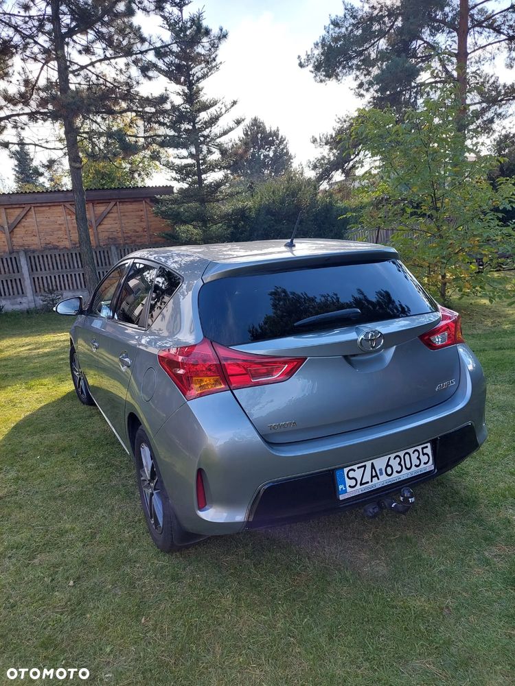 Toyota Auris - 8
