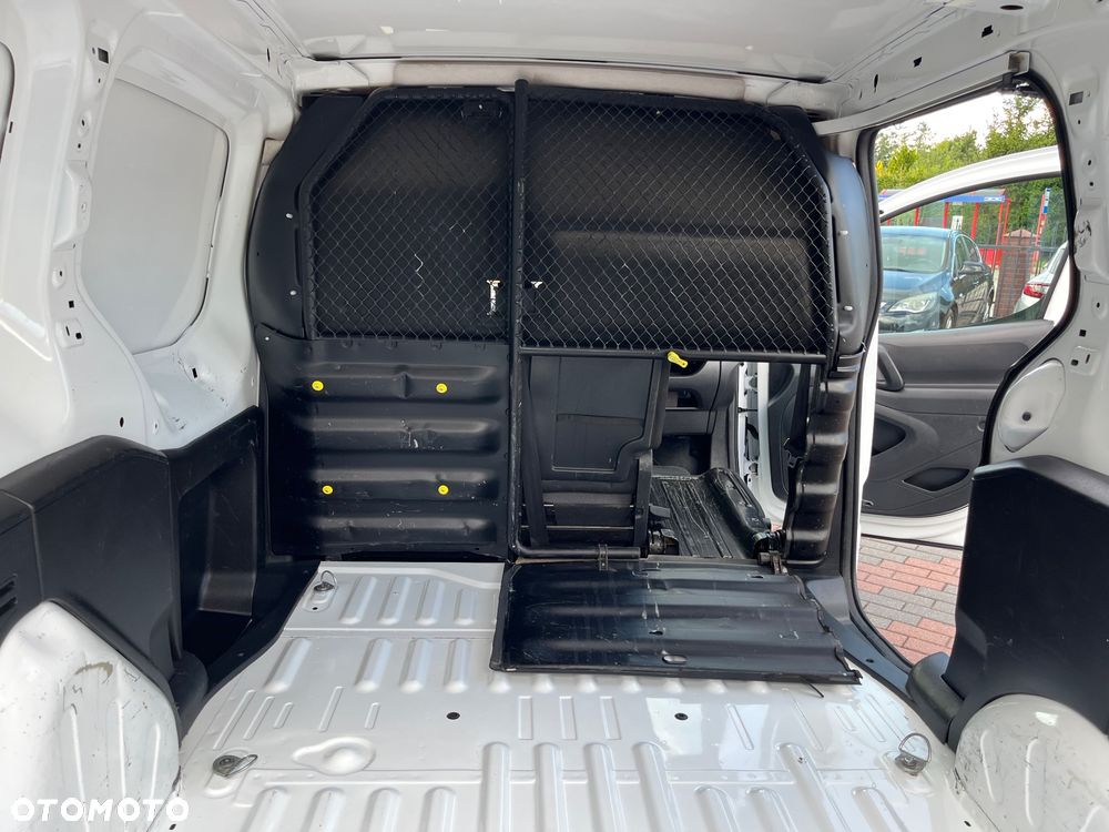 Citroën BERLINGO - 23