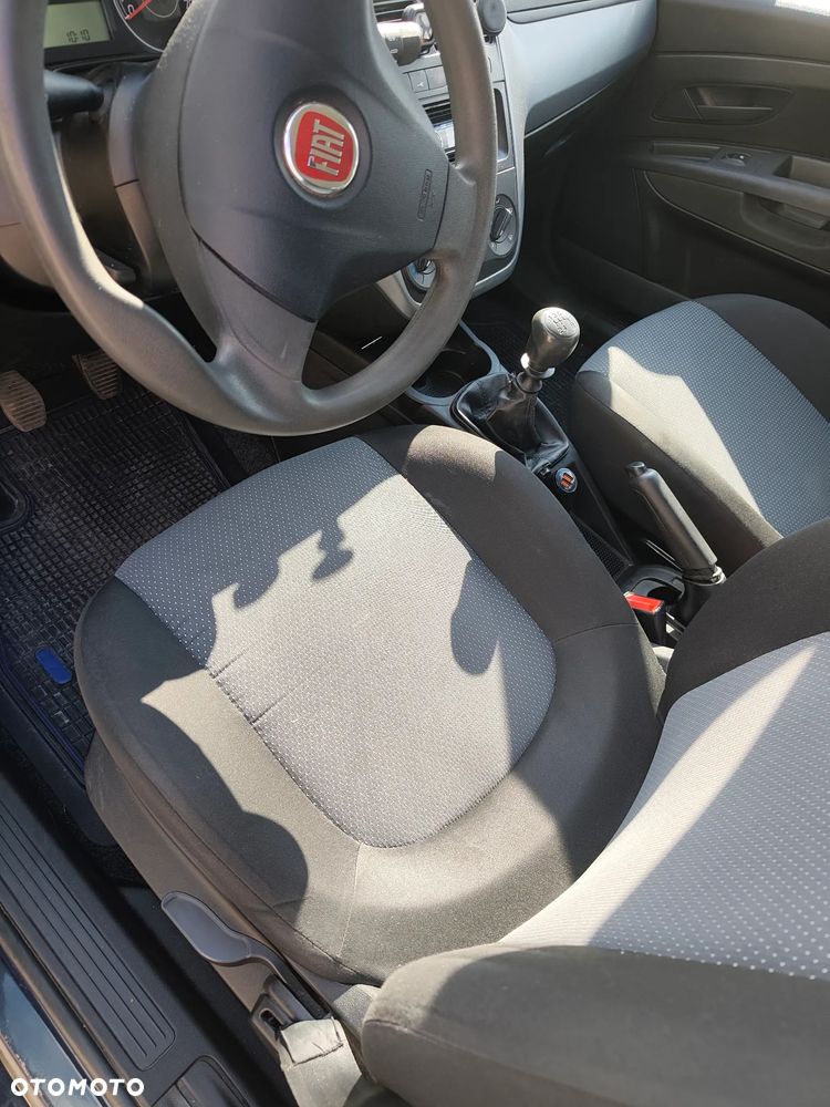 Fiat Grande Punto - 5