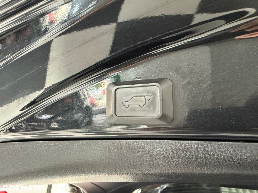 Toyota RAV4 - 10