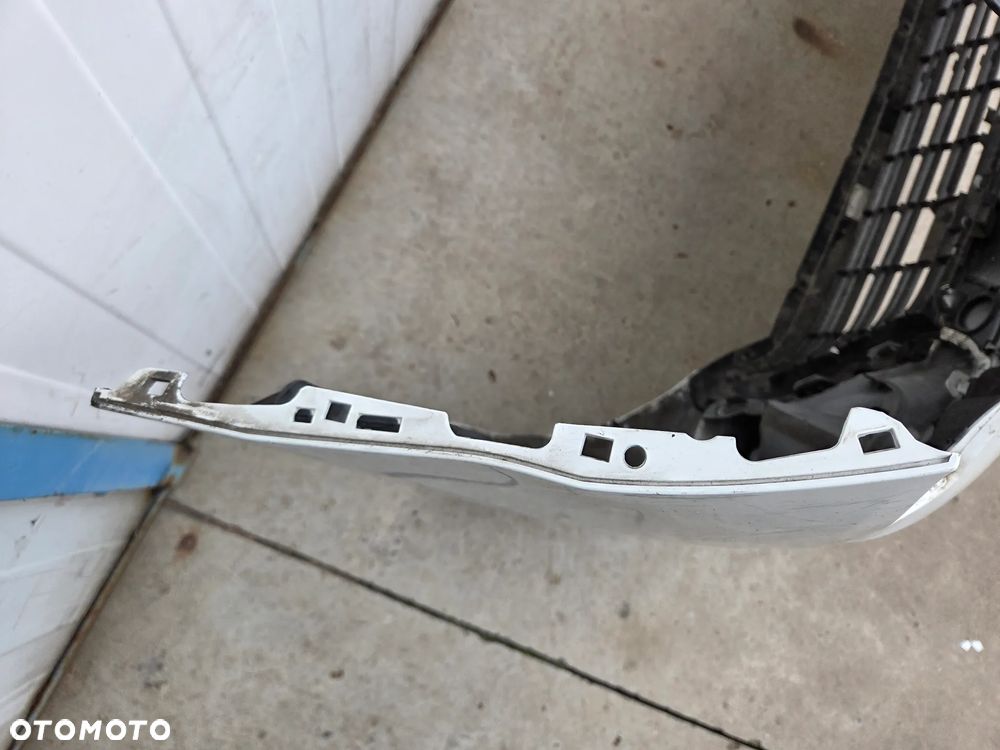 Zderzak przedni Opel Combo E - 3