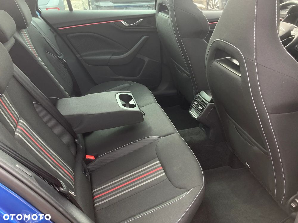 Skoda Kamiq 1.5 TSI Monte Carlo DSG - 7