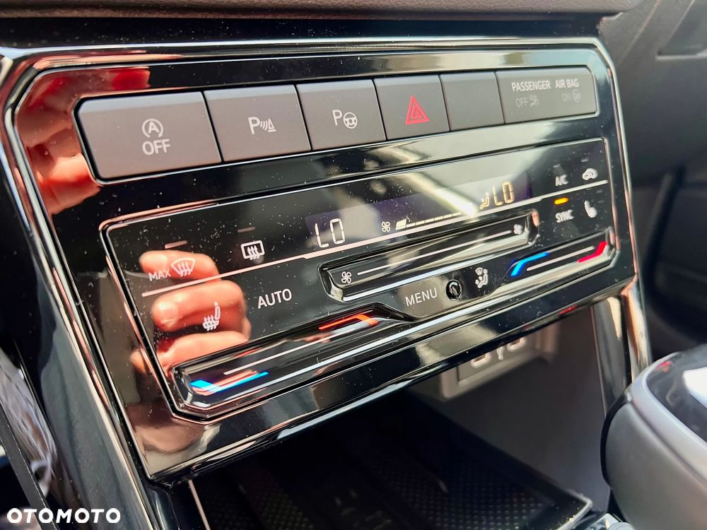 Volkswagen T-Cross 1.5 TSI ACT R-Line Plus DSG - 11