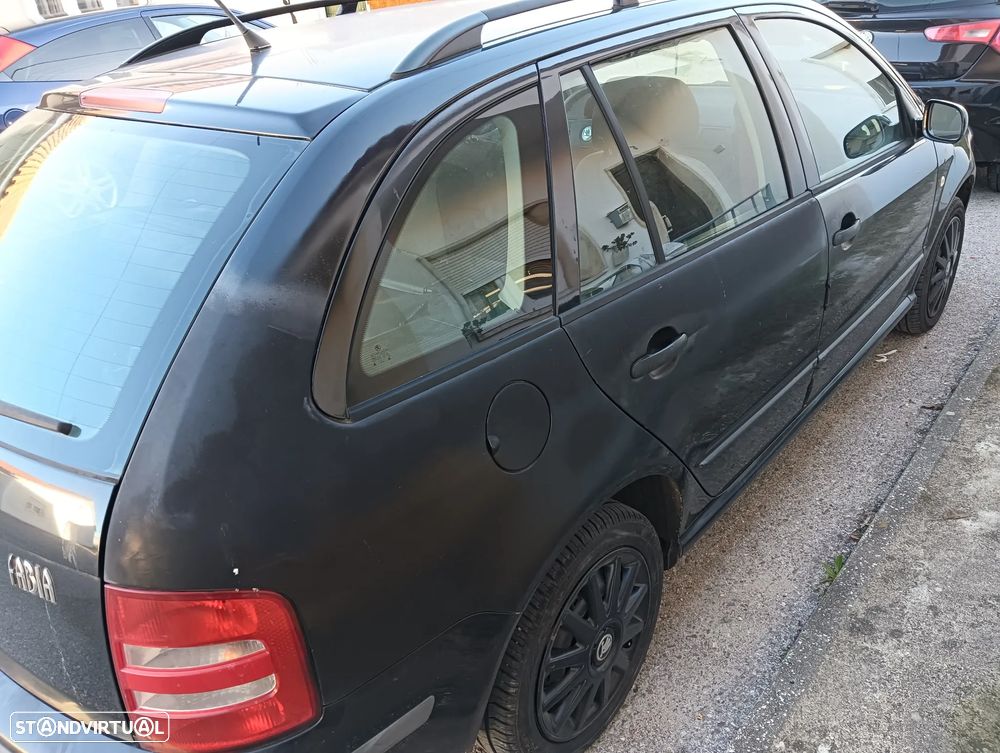Skoda Fabia Break - 8