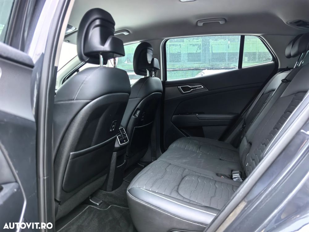 Kia Sportage 1.6 T-GDI AWD Paket GT-Line - 12