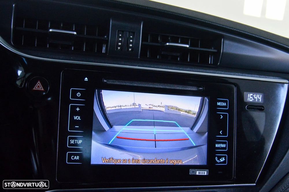 Toyota Auris 1.4 D-4D Comfort - 37