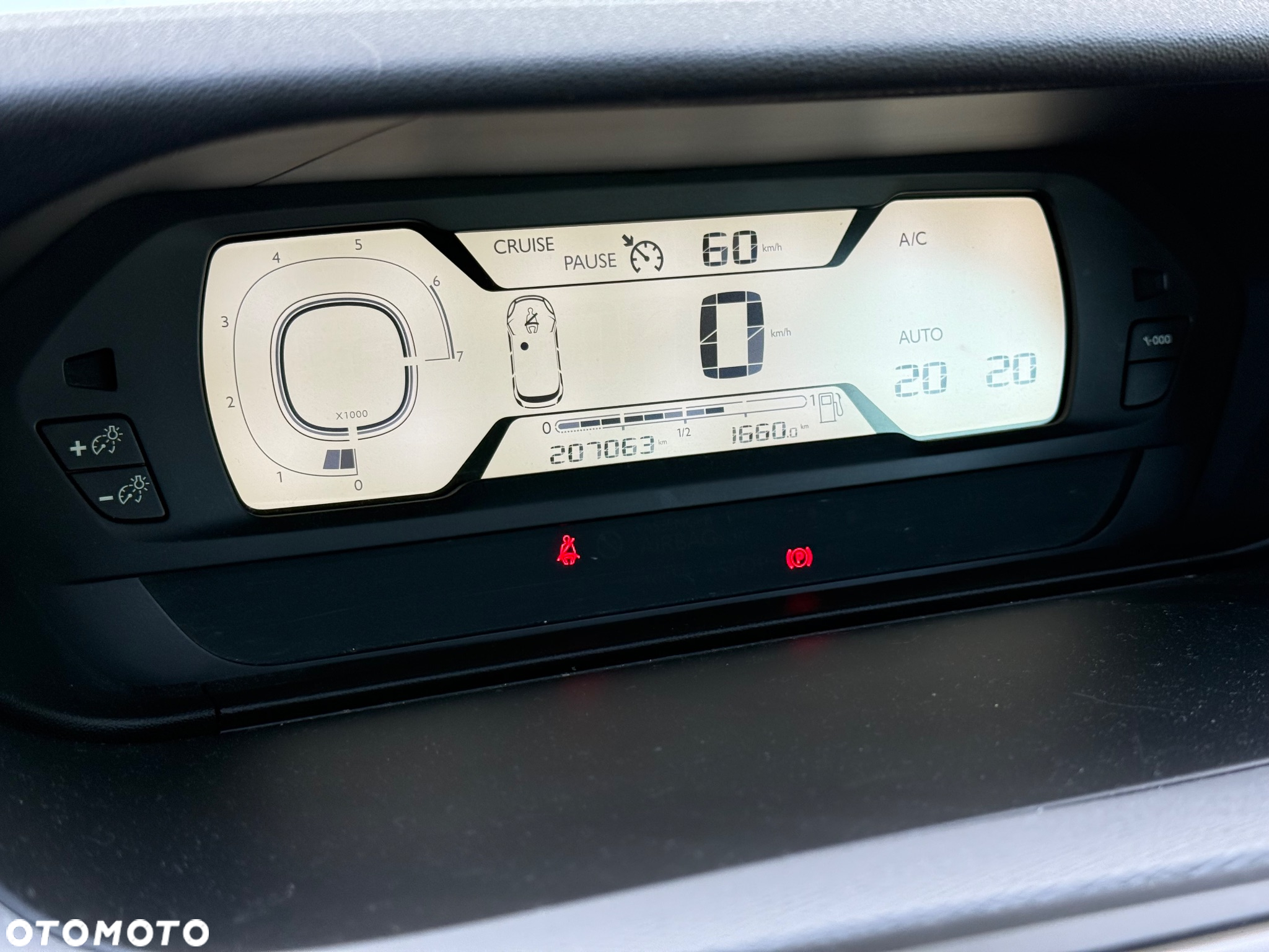Citroën C4 Picasso 1.6 THP Seduction - 11