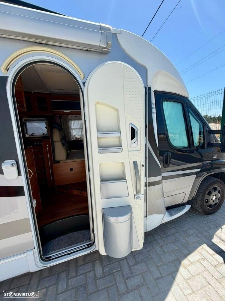 Fiat Ducato 2.3 JTD Dethleffs Black Magic Edition - 3